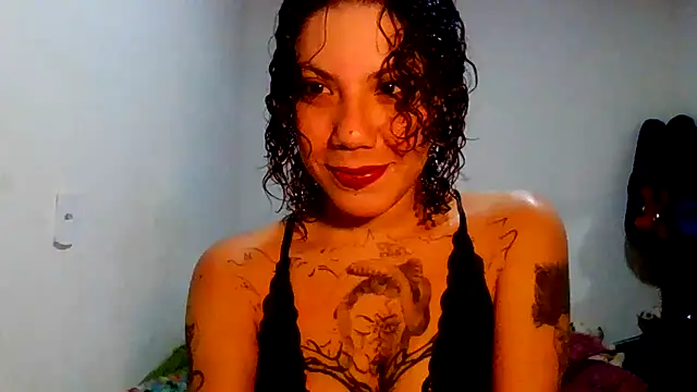Snapshot of Submersidollx chatting on 6, 5, 2026 Submersidollx online show from 6, 5, 2026