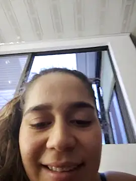 Snapshot of LaurenWelly_ chatting on 2, 3, 2025 LaurenWelly online show from 2, 3, 2025