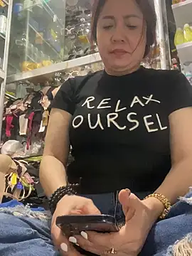 Snapshot of Cesywet chatting on 9, 3, 2025 Cesywet online show from 9, 3, 2025