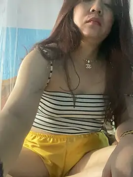 Snapshot of Cesywet chatting on 11, 3, 2025 Cesywet online show from 11, 3, 2025