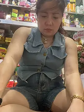 Snapshot of Cesywet chatting on 14, 3, 2025 Cesywet online show from 14, 3, 2025