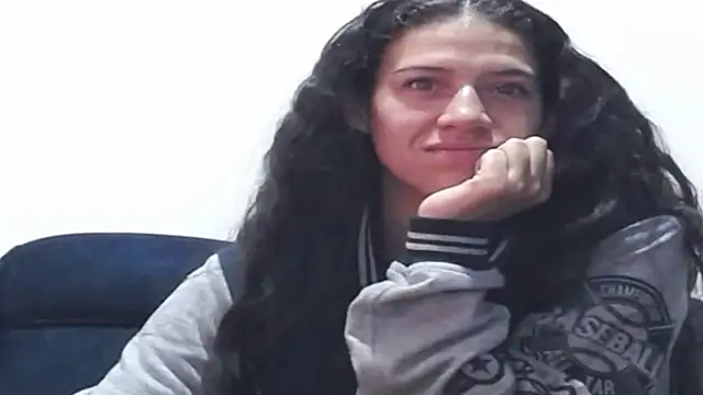 Snapshot of daniela_rivasth chatting on 5, 10, 2025 daniela rivasth online show from 5, 10, 2025