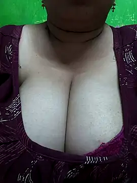 Snapshot of Rinki_Guptaa chatting on 19, 2, 2025 Rinki Guptaa online show from 19, 2, 2025