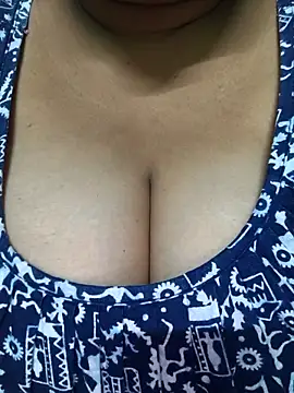 Snapshot of Rinki_Guptaa chatting on 12, 9, 2025 Rinki Guptaa online show from 12, 9, 2025