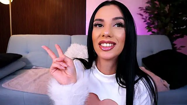 Snapshot of HaylieMilf chatting on 5, 1, 2025 HaylieMilf online show from 5, 1, 2025