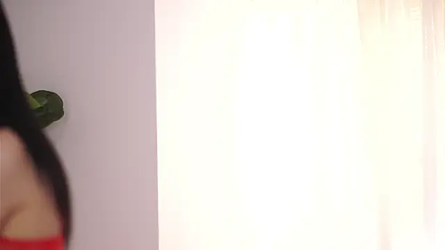 Snapshot of HaylieMilf chatting on 14, 2, 2025 HaylieMilf online show from 14, 2, 2025