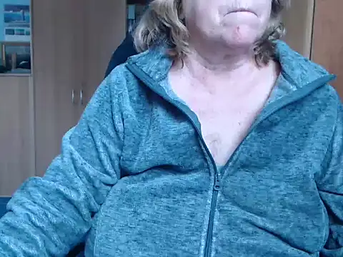 Snapshot of _sunshine__ chatting on 20, 5, 2026 sunshine online show from 20, 5, 2026