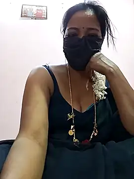 Snapshot of Tamil_sreelekha chatting on 2, 1, 2025 Tamil sreelekha online show from 2, 1, 2025