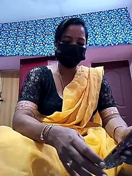 Snapshot of Tamil_sreelekha chatting on 11, 11, 2025 Tamil sreelekha online show from 11, 11, 2025