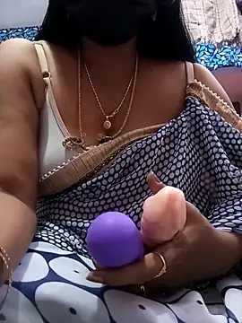 Snapshot of Tamil_sreelekha chatting on 26, 11, 2025 Tamil sreelekha online show from 26, 11, 2025