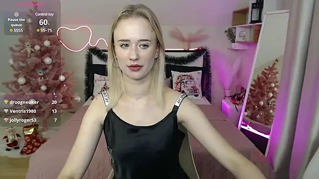 SashaBrooks online show from 12, 1, 2025