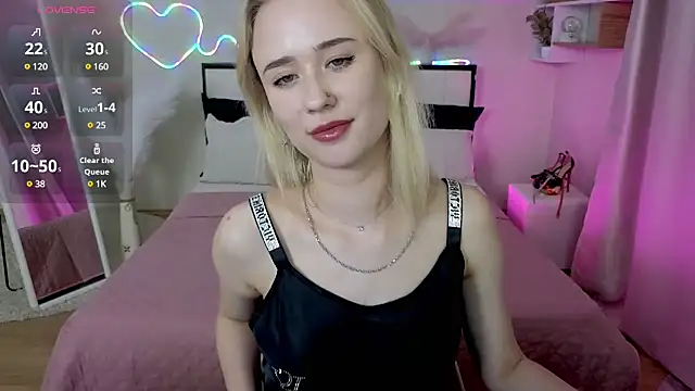 SashaBrooks online show from 6, 2, 2025