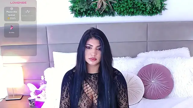 ZendayaClark online show from 7, 11, 2025