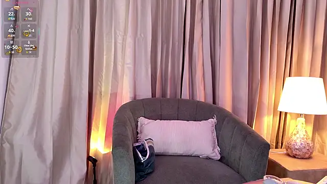 Snapshot of candyy_bella chatting on 22, 2, 2026 candyy bella online show from 22, 2, 2026