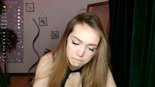 Evia r0se online show from 22, 1, 2025