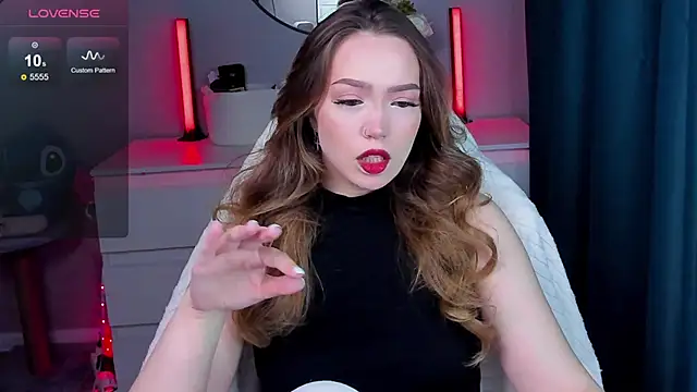 Evia r0se online show from 7, 10, 2025