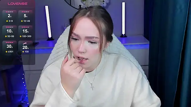 Evia r0se online show from 2, 12, 2025