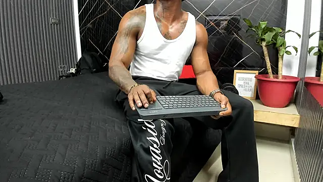 ronnie 7777 online show from 1, 3, 2025