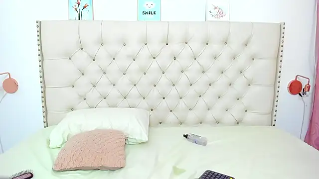 Snapshot of Kim_Eli chatting on 6, 1, 2025 Kim Eli online show from 6, 1, 2025