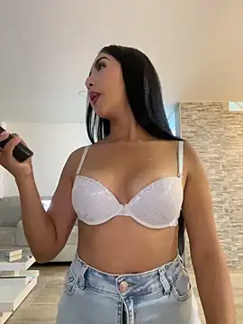 Snapshot of SOPHIACANDY19_ chatting on 8, 5, 2026 SOPHIACANDY19 online show from 8, 5, 2026