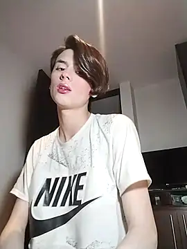 Snapshot of Alann_sr chatting on 29, 10, 2025 Alann sr online show from 29, 10, 2025