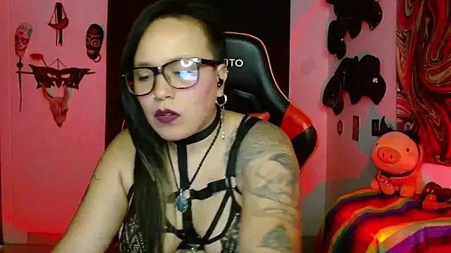 LilithSharon online show from 1, 6, 2026