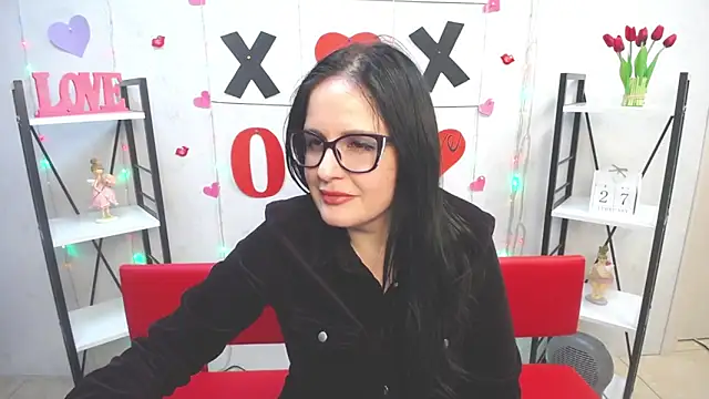 TayaBoret online show from 28, 2, 2025