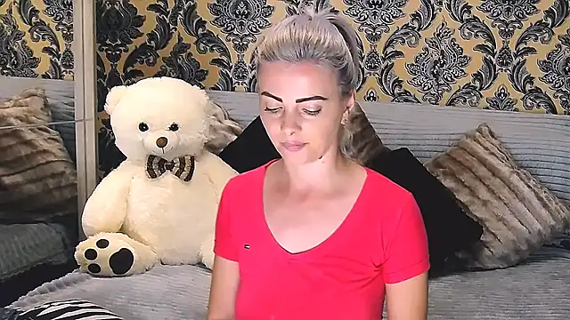 Snapshot of Aly_girl1 chatting on 20, 3, 2025 Aly girl1 online show from 20, 3, 2025