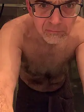 Snapshot of MaxVain chatting on 10, 12, 2024 MaxVain online show from 10, 12, 2024