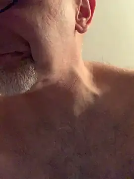 Snapshot of MaxVain chatting on 16, 10, 2025 MaxVain online show from 16, 10, 2025