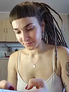 Snapshot of FoxRineHelen chatting on 14, 2, 2025 FoxRineHelen online show from 14, 2, 2025