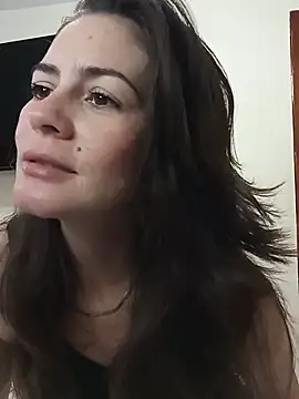 Snapshot of Hanny_24 chatting on 24, 6, 2026 Hanny 24 online show from 24, 6, 2026