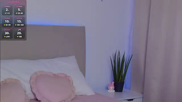 Lisa Moones online show from 6, 1, 2025