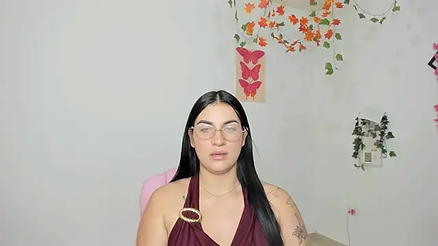 Emic  online show from 3, 3, 2026