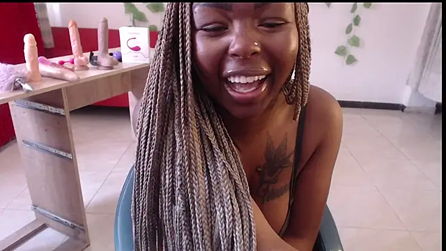  Zooee online show from 26, 9, 2025