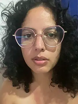 Snapshot of babyluna939 chatting on 8, 3, 2025 babyluna939 online show from 8, 3, 2025