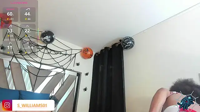 Snapshot of sara_williams01 chatting on 1, 11, 2025 sara williams01 online show from 1, 11, 2025