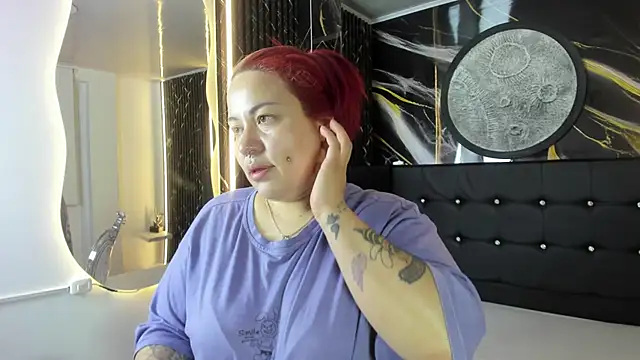 Bruja  Scarlata online show from 9, 10, 2025