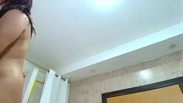 mialopez52 online show from 12, 1, 2025