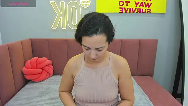 Linda Insatiable online show from 7, 2, 2025