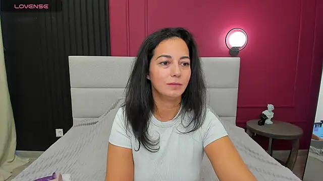 Linda Insatiable online show from 21, 9, 2025