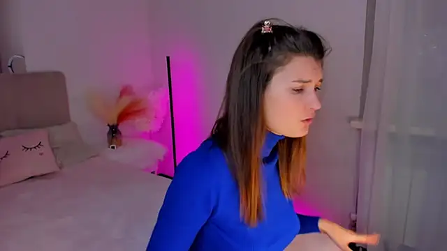 Laura Leee online show from 13, 2, 2025