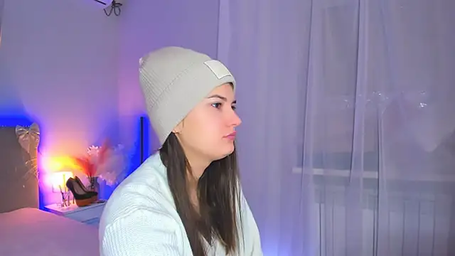 Laura Leee online show from 17, 2, 2026