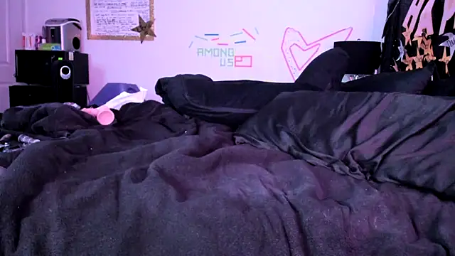 Snapshot of Midnightrose11 chatting on 29, 1, 2025 Midnightrose11 online show from 29, 1, 2025