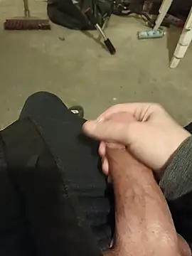 Snapshot of casper0303 chatting on 28, 12, 2024 casper0303 online show from 28, 12, 2024