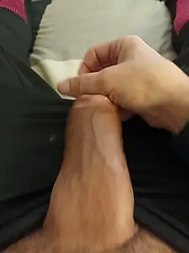 Snapshot of casper0303 chatting on 18, 2, 2025 casper0303 online show from 18, 2, 2025