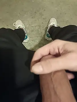 Snapshot of casper0303 chatting on 8, 3, 2025 casper0303 online show from 8, 3, 2025