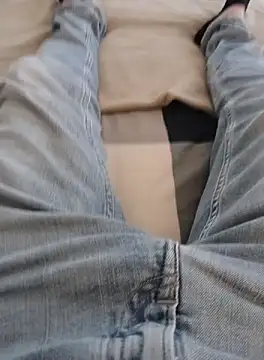 Snapshot of casper0303 chatting on 29, 9, 2025 casper0303 online show from 29, 9, 2025