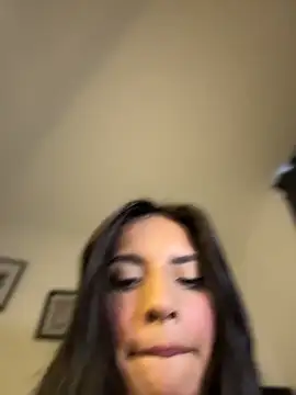 Dulceeany online show from 3, 6, 2026