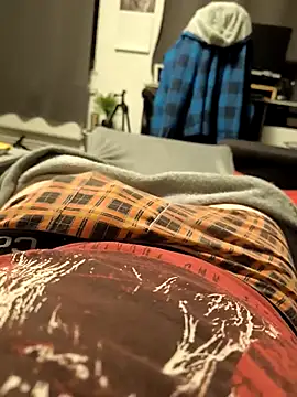 OdinWolf1990 online show from 22, 3, 2025